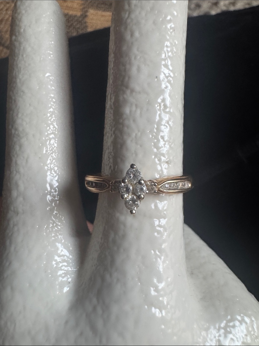 14K Gold Diamond 1/10 CT. T.W. Cluster Ring size 9